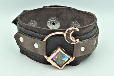 Dichro Leaf Bracelet (copper plating, dichroic glass, leather)